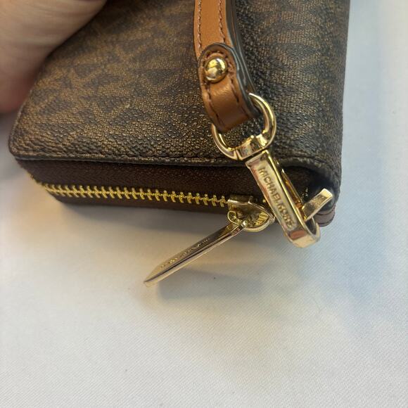 MICHAEL KORS Zip Around Long Wallet Wristlet Brown Jet Set Travel Signature - Picture 3 of 11